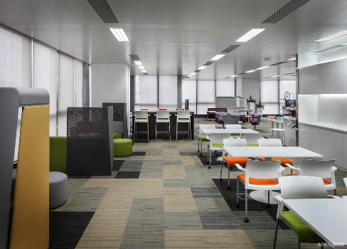 wepoker德州装修的服务特点是什么